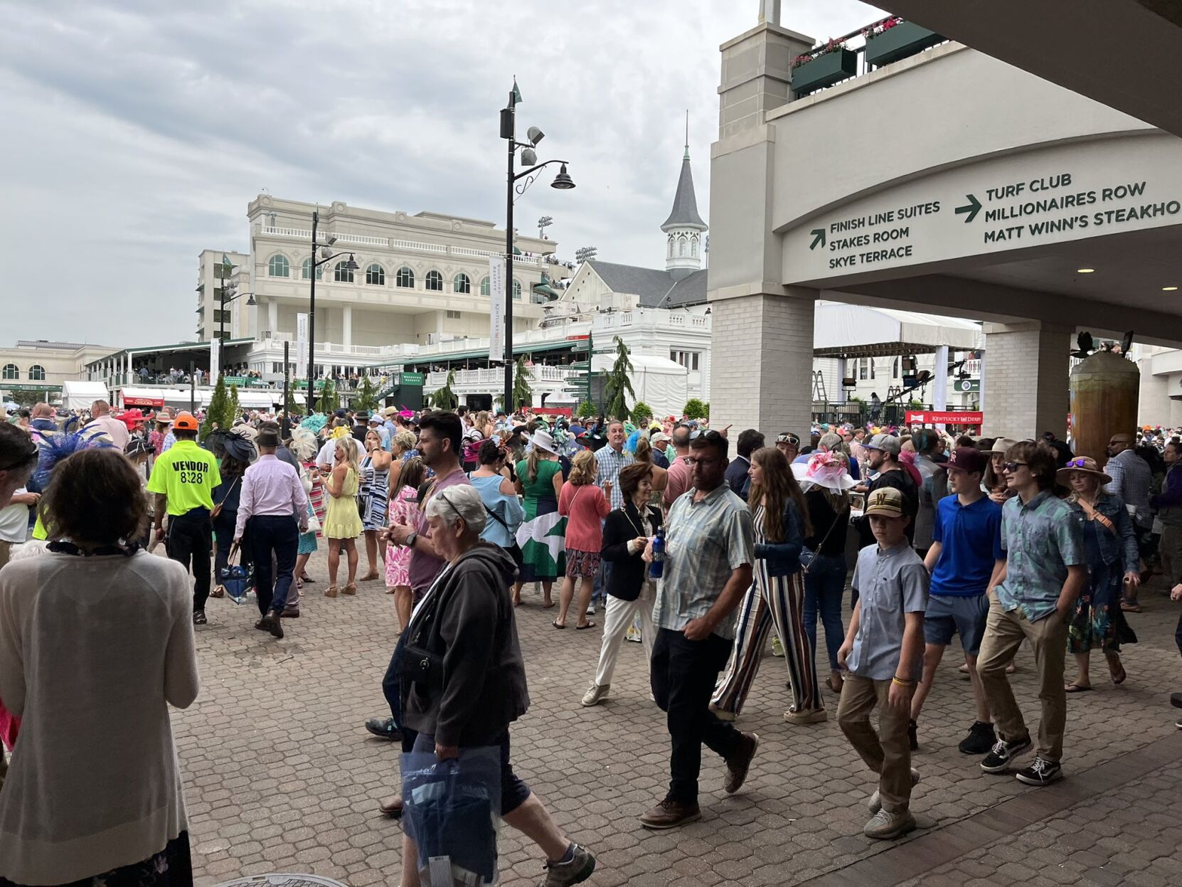 Making plans to go to Churchill Downs? Here are the best options to get there